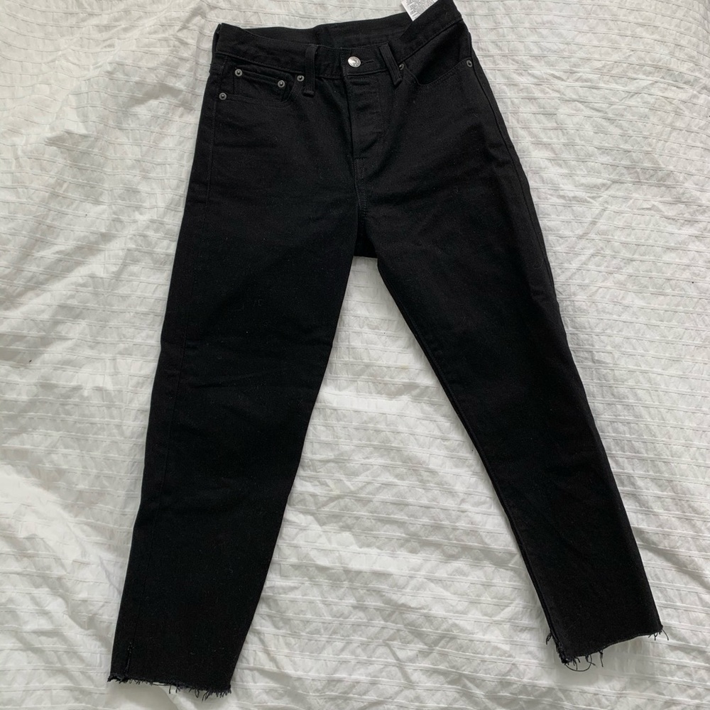 Black Levi’s Straight